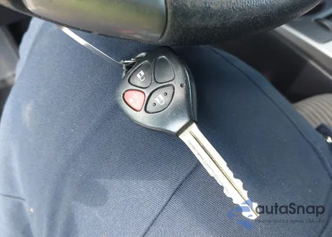 2016 Toyota 4Runner Sr5 z USA, uszkodzony, nr VIN JTEZU5JR4G5122939